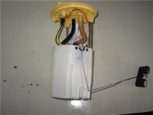 Módulo de bomba de combustível com sensor do nível de combustível 172020772R Renault (RVI)