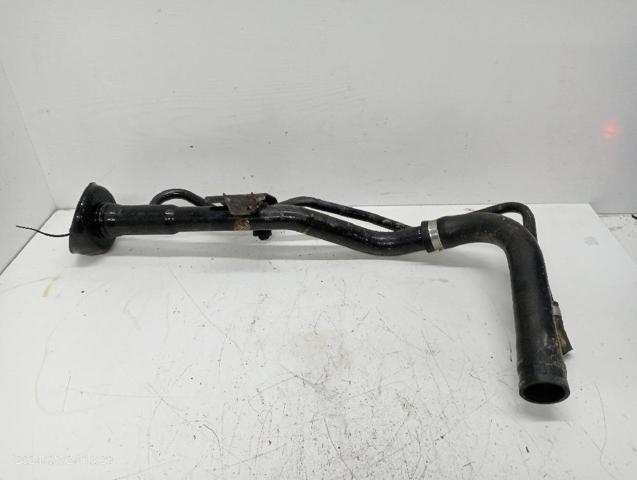 Gargalo de enchimento do tanque de combustível 17221EB400 Nissan/Infiniti