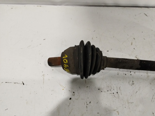 FORD 1726946 Полуось (привод) передняя правая в наличии Киев