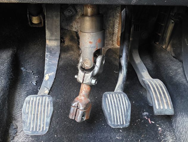 FORD 1733113 Педаль тормоза в наличии Полтава