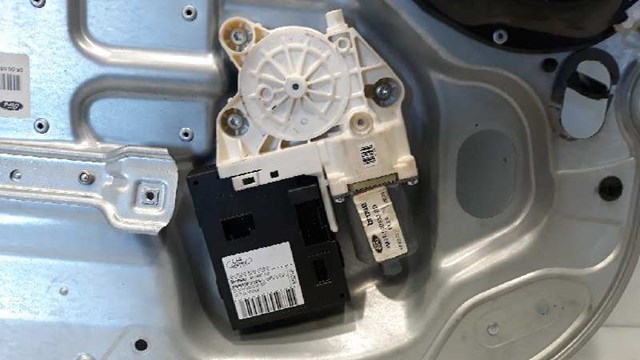 FORD 1738646 Механизм стеклоподъемника двери передней правой в наличии Житомир
