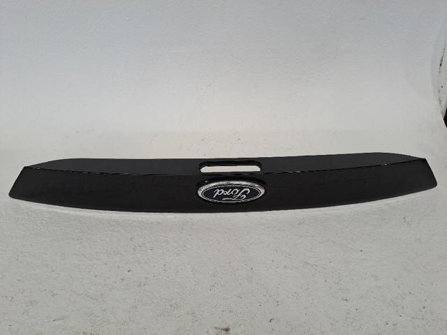 FORD 1750205 Молдинг двери багажника в наличии Тернополь