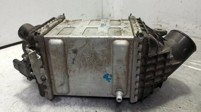 17517843119 BMW Радиатор интеркуллера купить в Чернигов