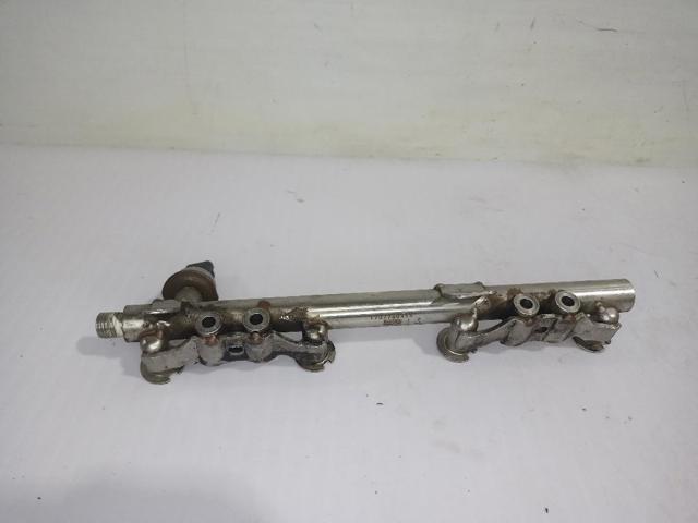 175226637R RENAULT Распределитель топлива (рампа) купить в Львов