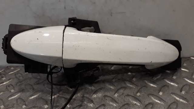 FORD 1757131 Ручка двери передней наружная левая в наличии Каменское