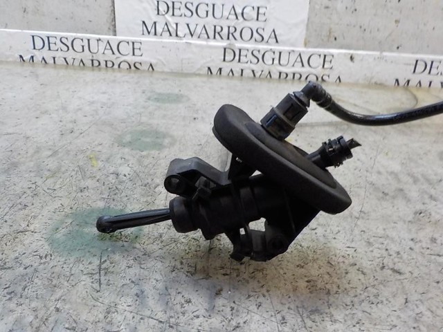 FORD 1766725 Педаль сцепления в наличии Ровно