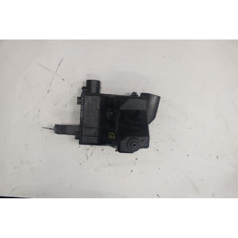 TOYOTA 1770137170 Корпус воздушного фильтра, нижняя часть в наличии Одесса