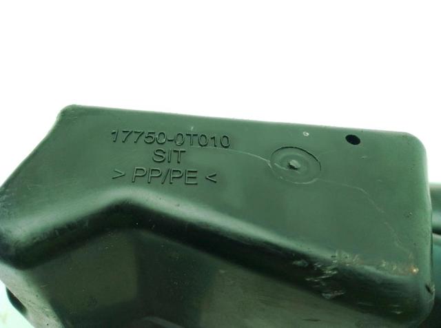 TOYOTA 177050T060 Корпус воздушного фильтра, верхняя часть в наличии Черновцы