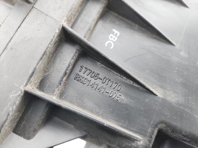 177050T170 Корпус воздушного фильтра, верхняя часть купить Ровно