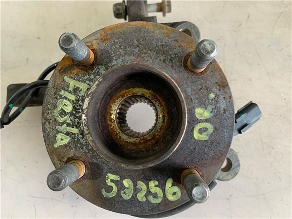 FORD 1771022 Цапфа передняя правая в наличии Кривой Рог