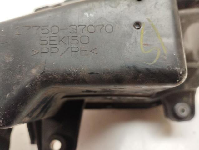 1775037070 TOYOTA Воздухозаборник воздушного фильтра купить в Ровно