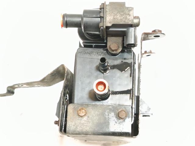 Adsorvedor dos vapores de combustível Mitsubishi Outlander CWW