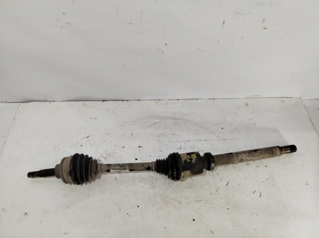 1793821 FORD Полуось (привод) передняя правая купить в Чернигов