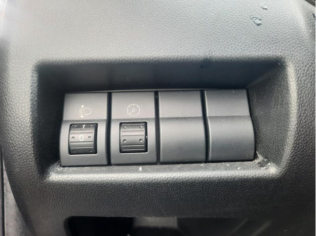 Luzes de controle remoto para Mazda 3 1.6 di turbo Y6 17D682