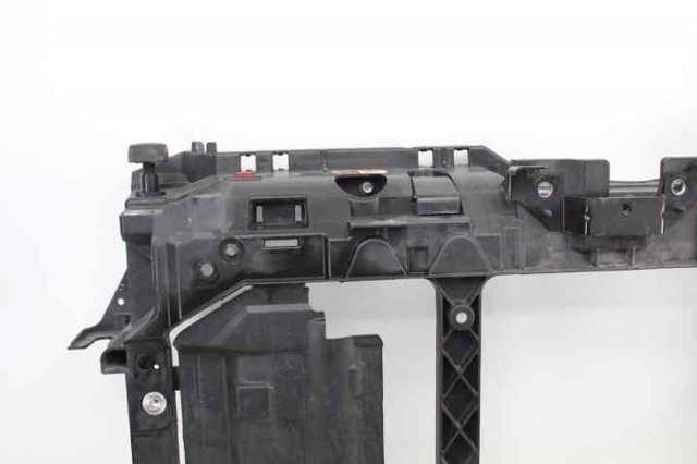FORD 1800028 Рамка радиатора в наличии Тернополь