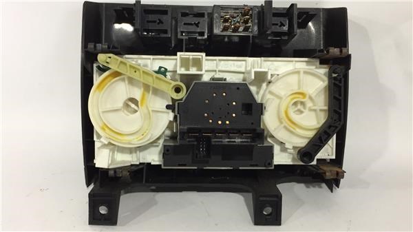 Alcapão do tanque de combustível Opel Zafira P12