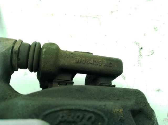 FORD 1843318 Суппорт задний правый в наличии Одесса