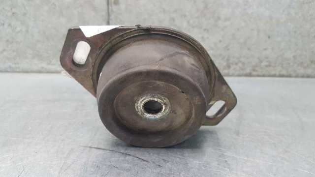 184681 PEUGEOT Кронштейн подушки (опоры) двигателя правой купить в Киев