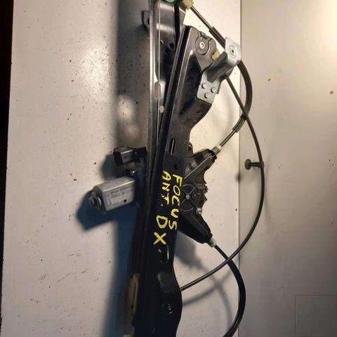 Mecanismo de acionamento de vidro da porta dianteira direita 1847369 FORD