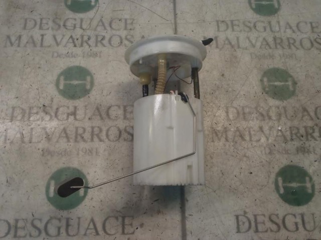 Sensor do nível de combustível no tanque Ford C-Max CB7