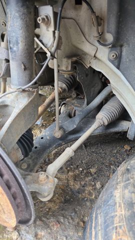 FORD 1866072 Рычаг передней подвески нижний левый в наличии Чернигов