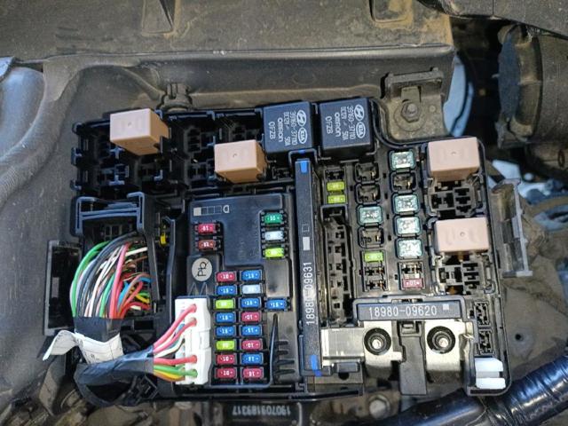 HYUNDAI 1898009631 в наличии Ужгород