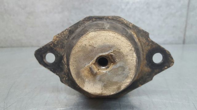 VAG 191199402C Левая подушка двигателя в наличии Днепр