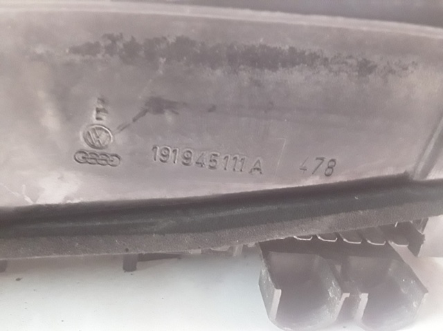 VAG 191945111A Фонарь задний левый в наличии Харьков