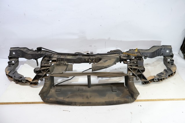 FORD 1926039 Рамка радиатора в наличии Ирпень