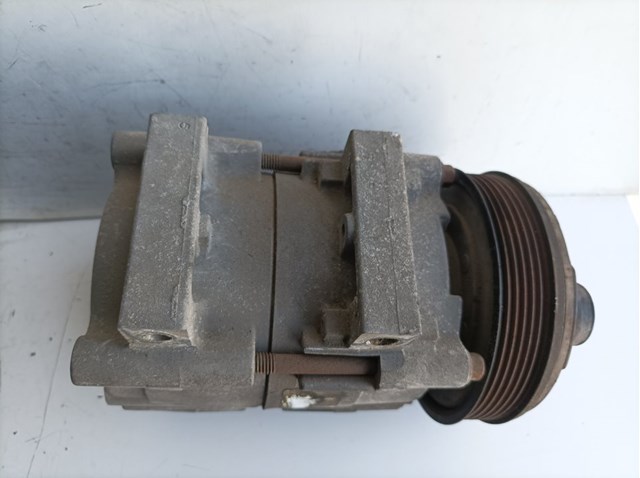 19D629 FORD Компрессор кондиционера купить в Харьков
