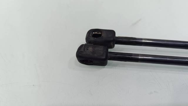 VAG 1C0827550A Амортизатор багажника в наличии Черкассы