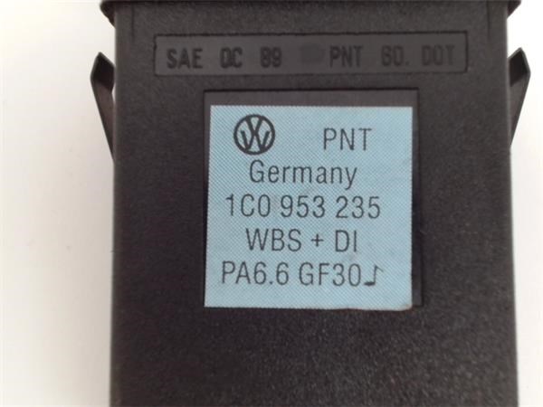 VAG 1C0953235 Кнопка аварийки в наличии Полтава