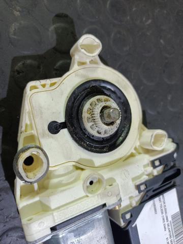 1C0959802 VAG Мотор стеклоподъемника двери передней правой купить в Львов