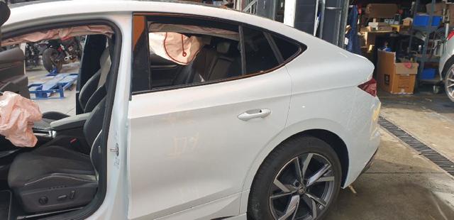 VAG 1EA505235BQ Подрамник задний в наличии Тернополь