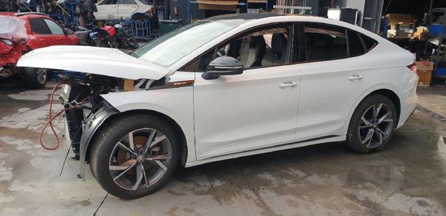 1EB423053AR VAG Рулевая рейка купить в Киев