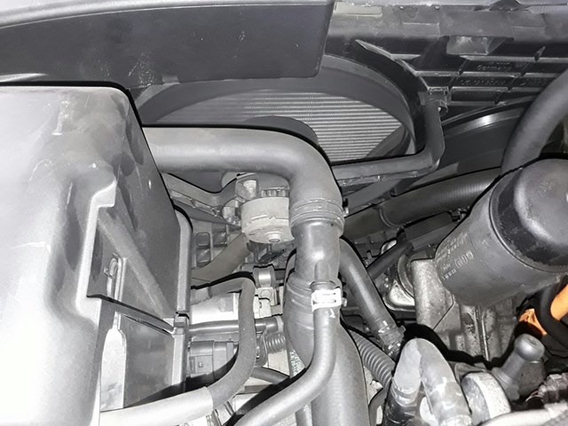 Ventilador elétrico para Volkswagen Polo 1.9 TDI ATD 1J0121206D