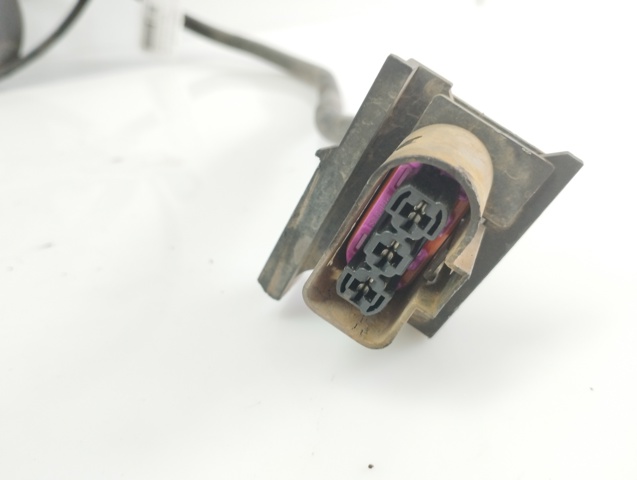 VAG 1J0121206D Кронштейн мотора вентилятора охлаждения на диффузоре в наличии Ирпень