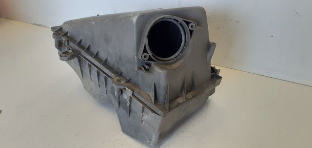 VAG 1J0129607AJ Корпус фильтра в наличии Черновцы