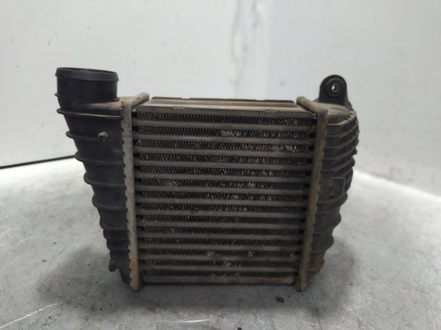 1J0145803N VAG Интеркулер купить в Чернигов