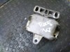 Coxim (suporte) esquerdo de motor 1J0199555 VAG