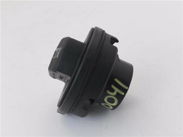 1J0201550AC01C Крышка бензобака купить Полтава