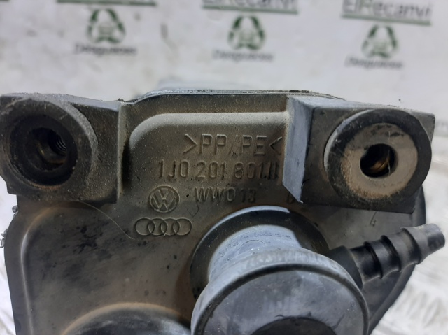 Adsorvedor dos vapores de combustível Volkswagen Golf 4 1J1