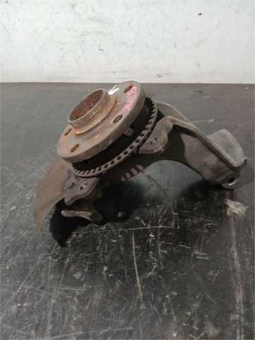 VAG 1J0407256AH Цапфа передняя правая в наличии Кривой Рог