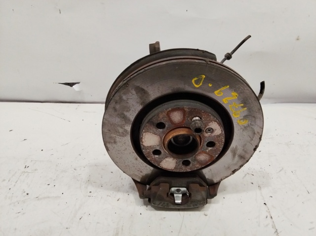 VAG 1J0407256AJ Цапфа передняя правая в наличии Сумы