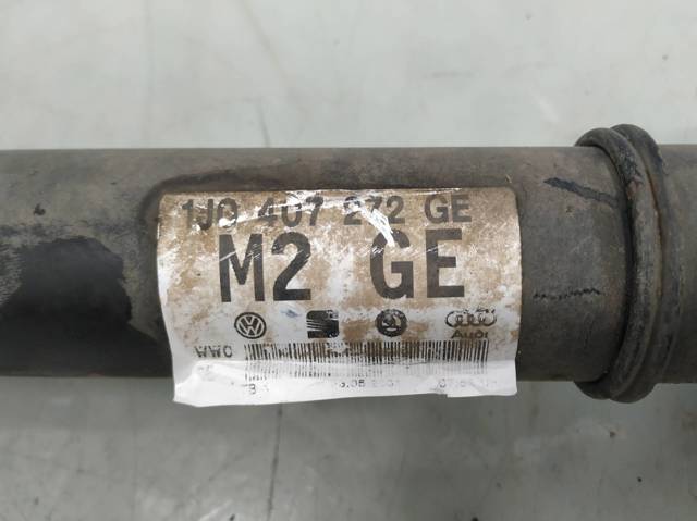 VAG 1J0407272GE Полуось (привод) передняя правая в наличии Украина