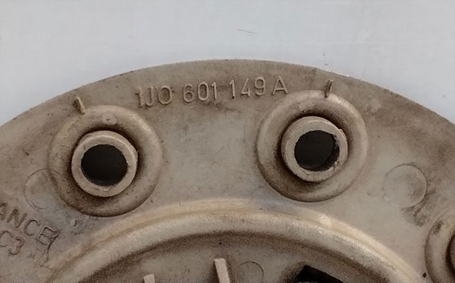 1J0601149A VAG Колпак колесного диска купить в Кривой Рог