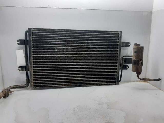 Condensador / radiador  aire acondicionado para seat leon 1.4 16v ape 1J0820413N
