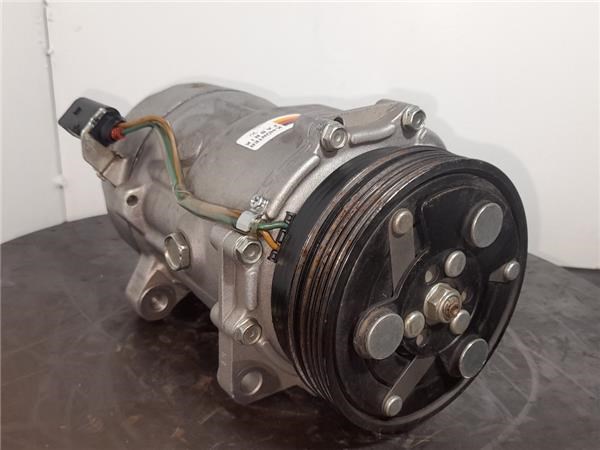 Compressor de ar condicionado para Skoda Octavia I 1.9 TDI AXR 1J0820803L