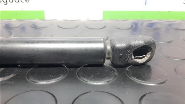 1J0823359 Амортизатор капота купить Ужгород