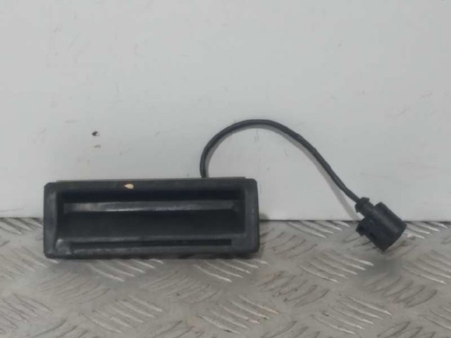VAG 1J0827566 Ручка крышки багажника (двери 3/5-й задней) наружная в наличии Ирпень